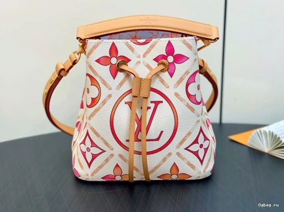 VUITTON LOUIS NÉONOÉ BB-20*20*13cm 0820